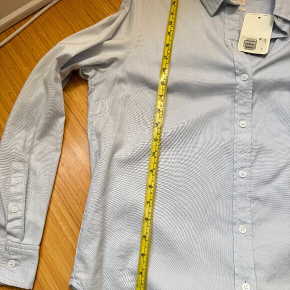 Levi's Women's The Classic Shirt M Pale Blue Chambray - Picture 11 of 11